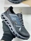 Men's On Cloud Trainer - Image 15