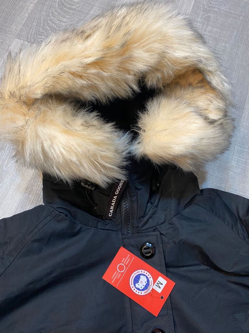 Canada Goose Ladies Bomber Jacket - Image 2