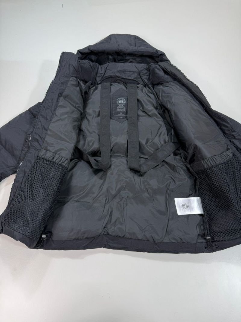Canada Goose Jacket - Image 4