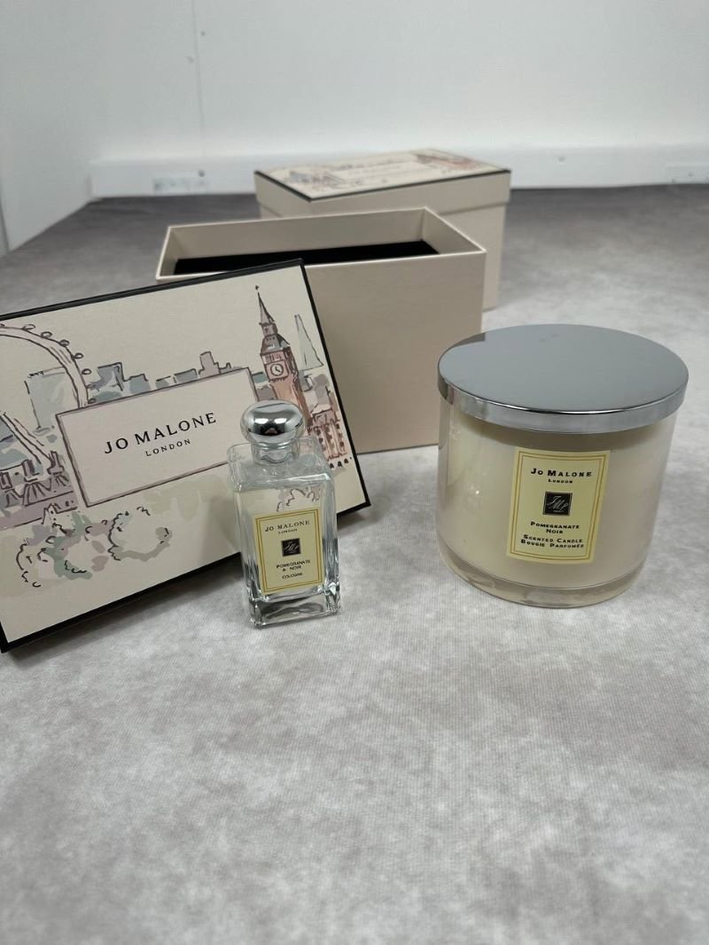 Jo Malone Candle & Fragrance Set - Image 4