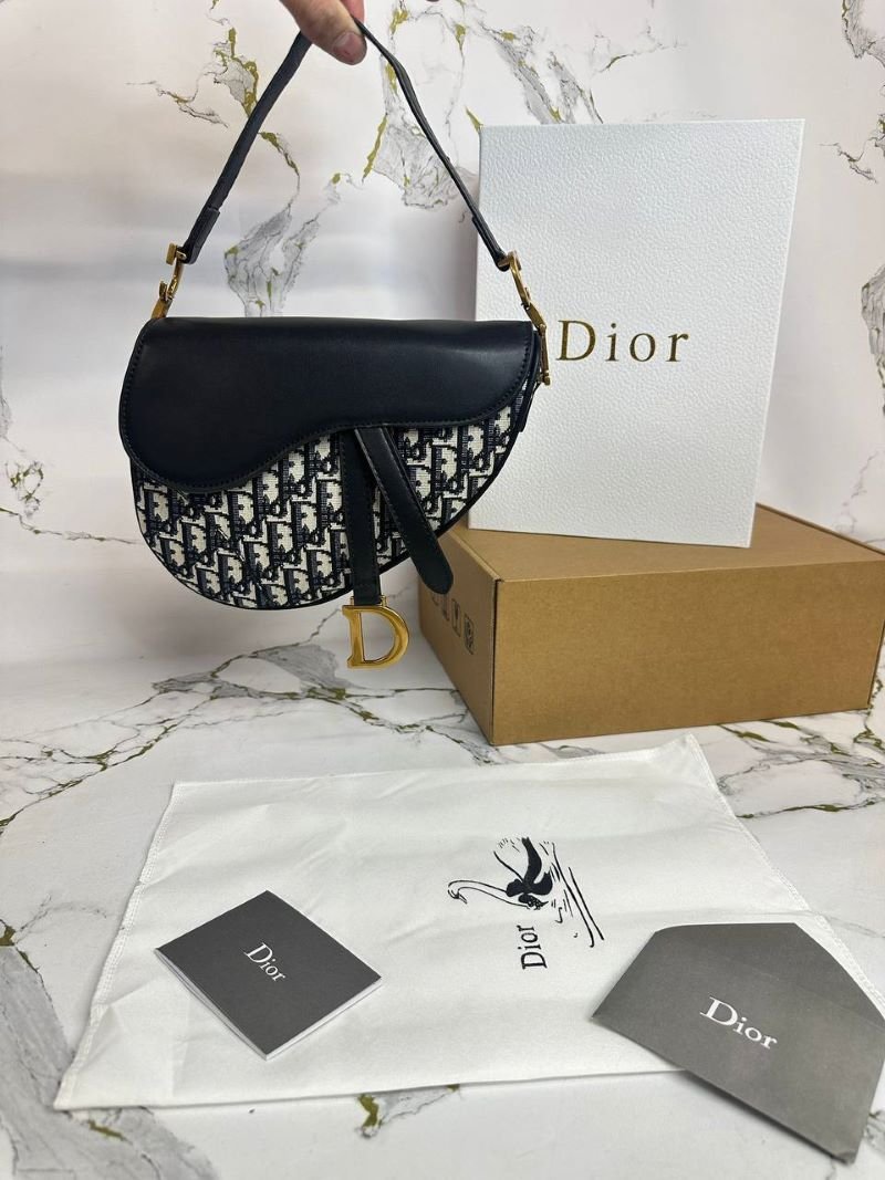 SUPER CLONE DIOR BAG COME WITH BOX - Image 2