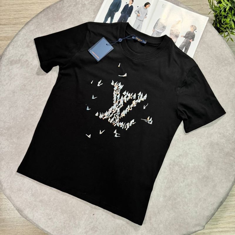 MEN'S LOUIS VUITTON T-SHIRTS - Image 4