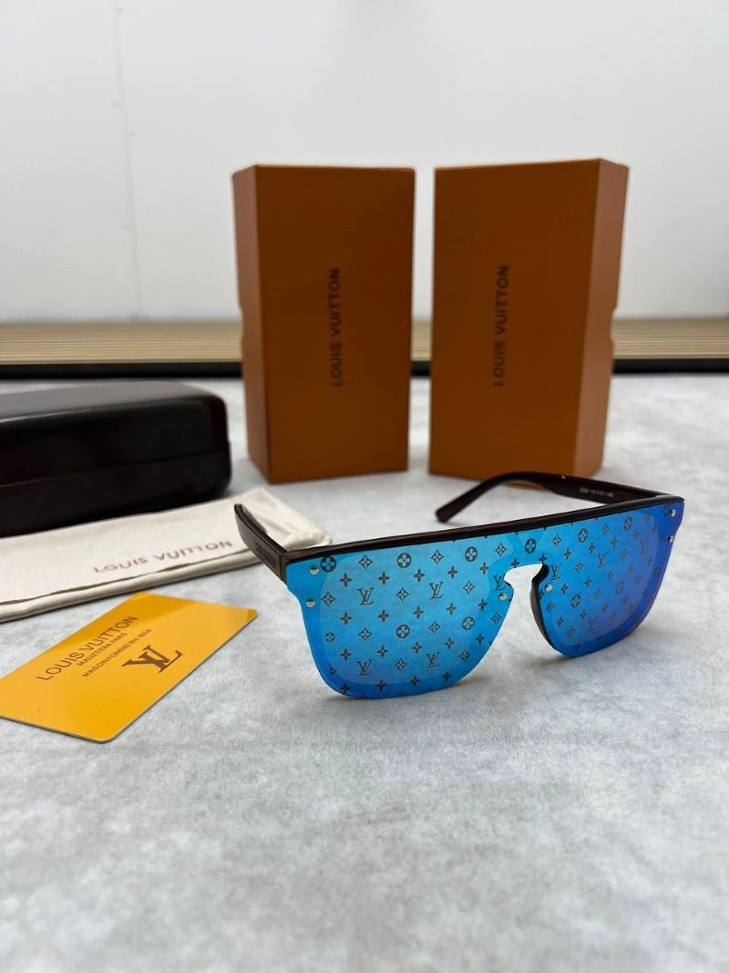 AAA QUALITY MEN'S LV SUNGLASSES COME WITH BOX - Image 4