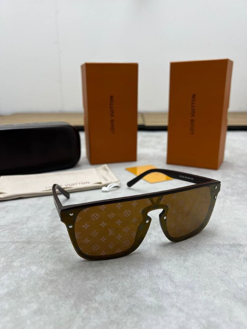 AAA QUALITY MEN'S LV SUNGLASSES COME WITH BOX - Image 5