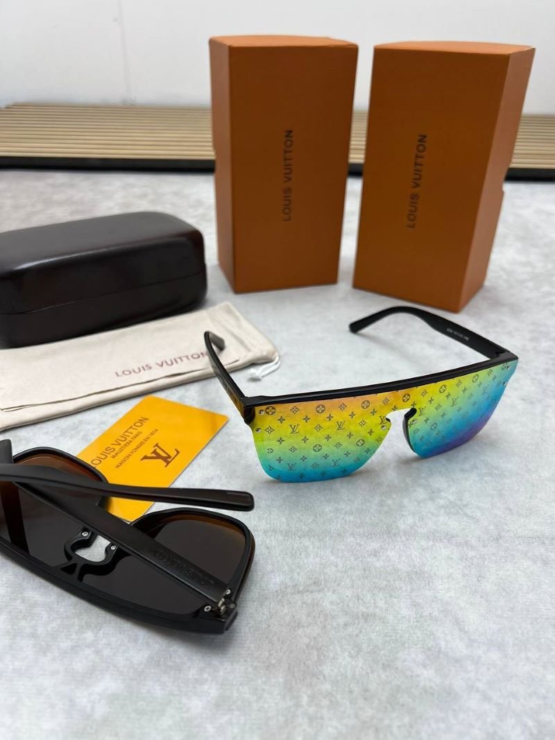 AAA QUALITY MEN'S LV SUNGLASSES COME WITH BOX - Image 6