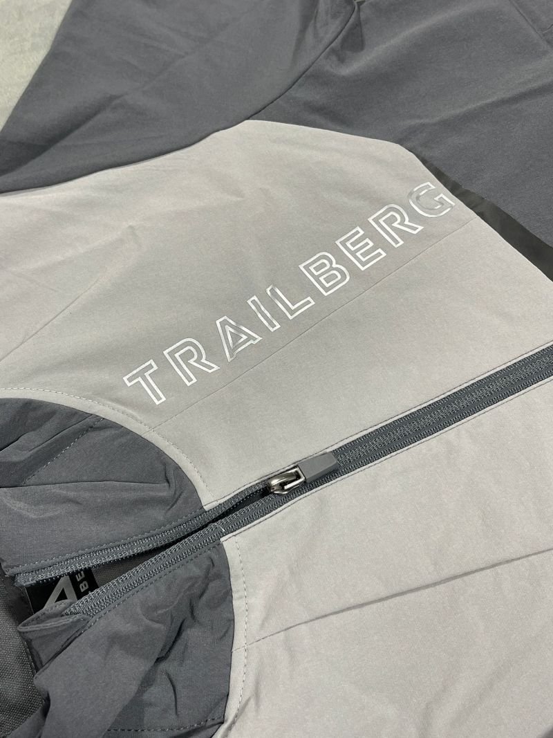 Trailberg Tracksuit - Image 2