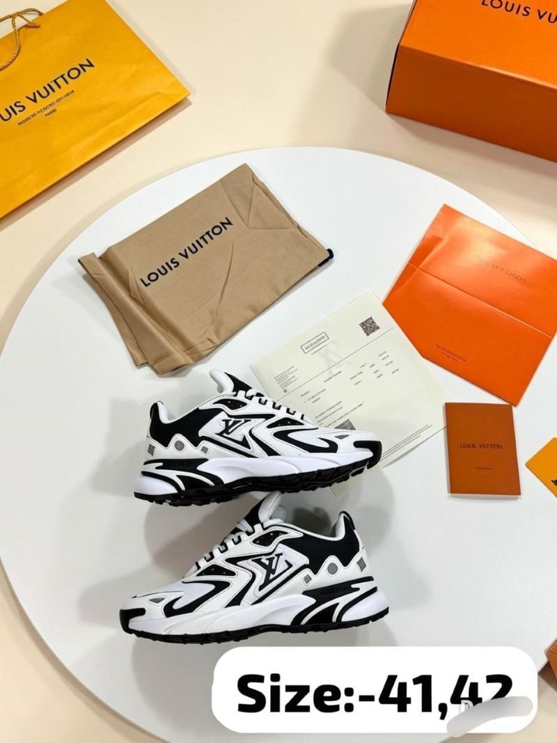 LOUIS VUITTON TRAINER - Image 5