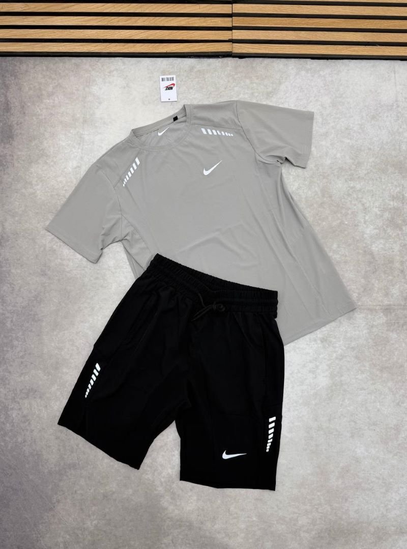 MENS NIKE SHORT SET