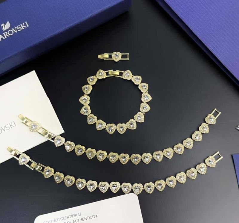Super Clone Full Set Swarovski Una Angelic Round Cut Pave Necklace, Earrings & Bracelet Set