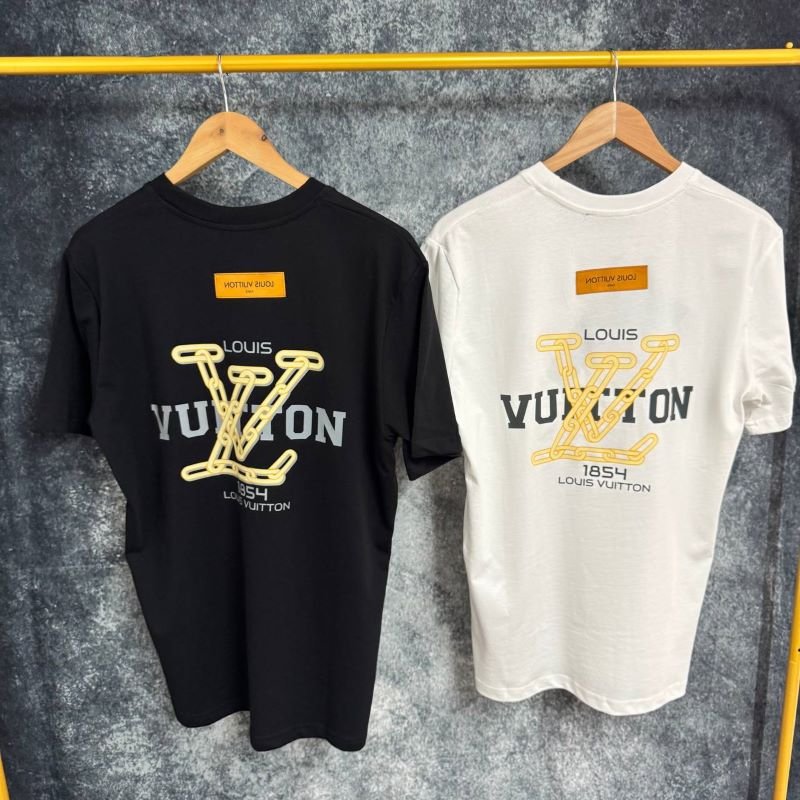 NEW ARRIVAL LOUIS VUITTON T-SHIRTS
