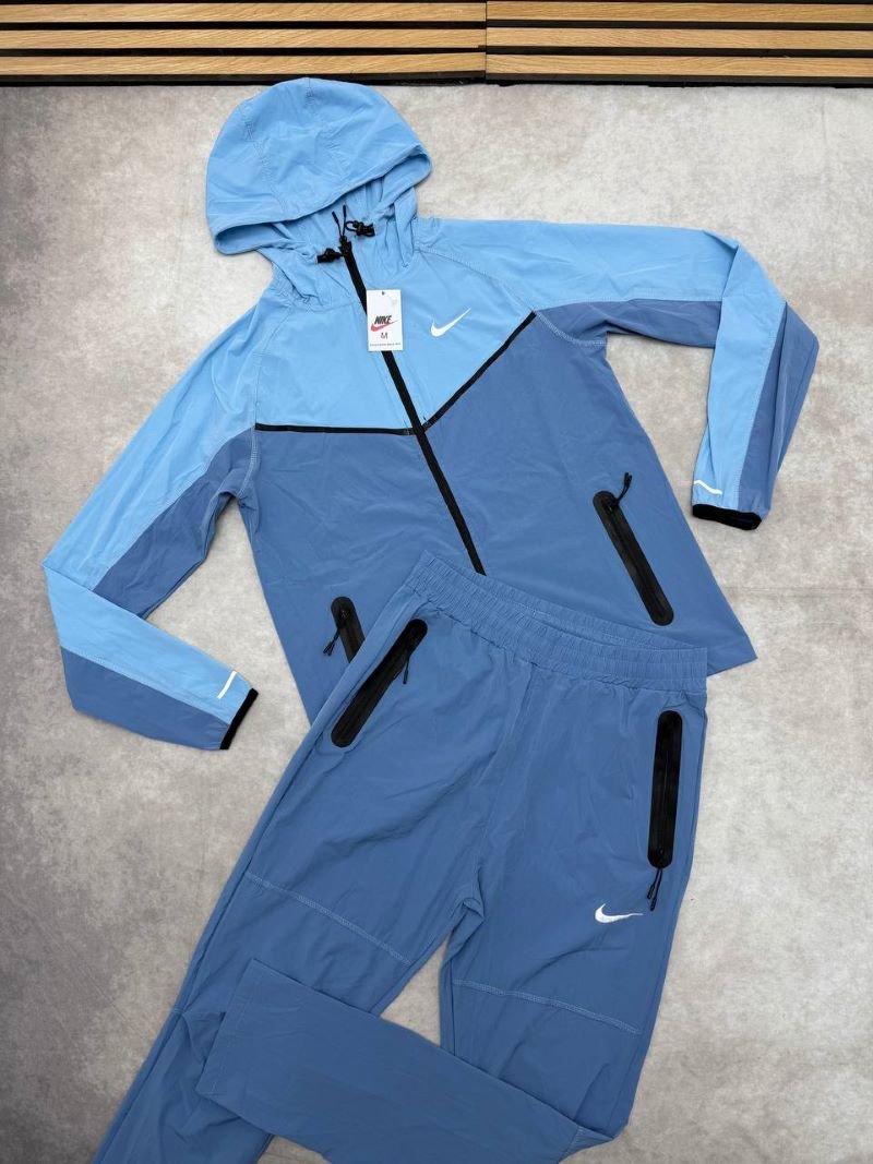 AAA QUALITY MENS NIKE TRACKSUITS - Image 11