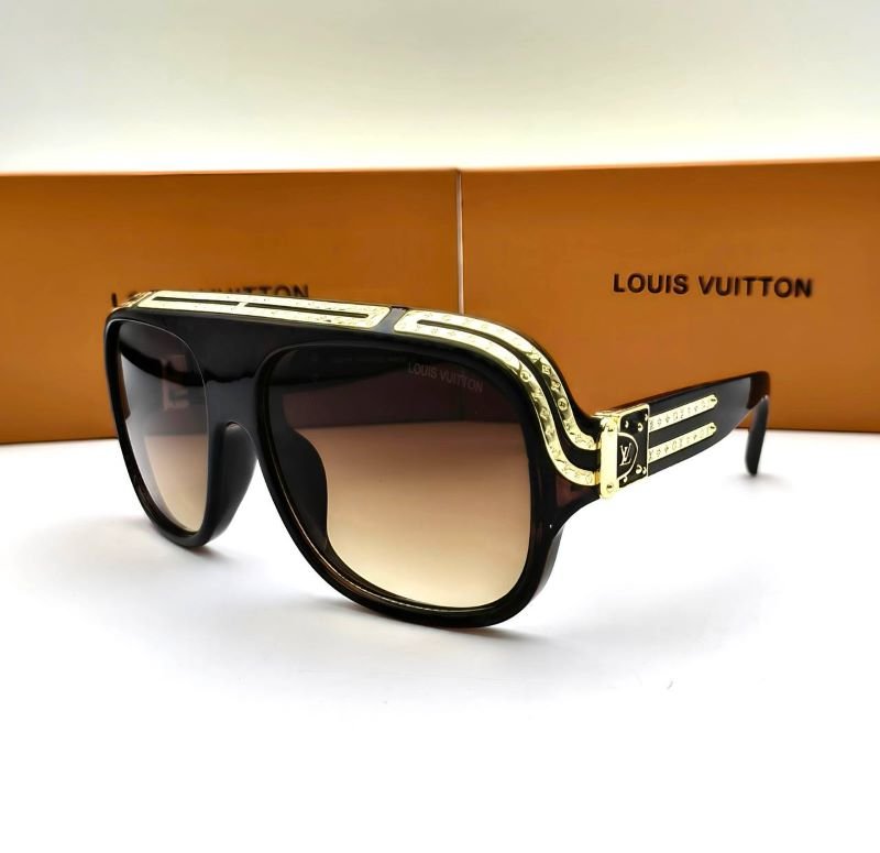 LOUIS VUITTON SUNGLASSES - Image 11