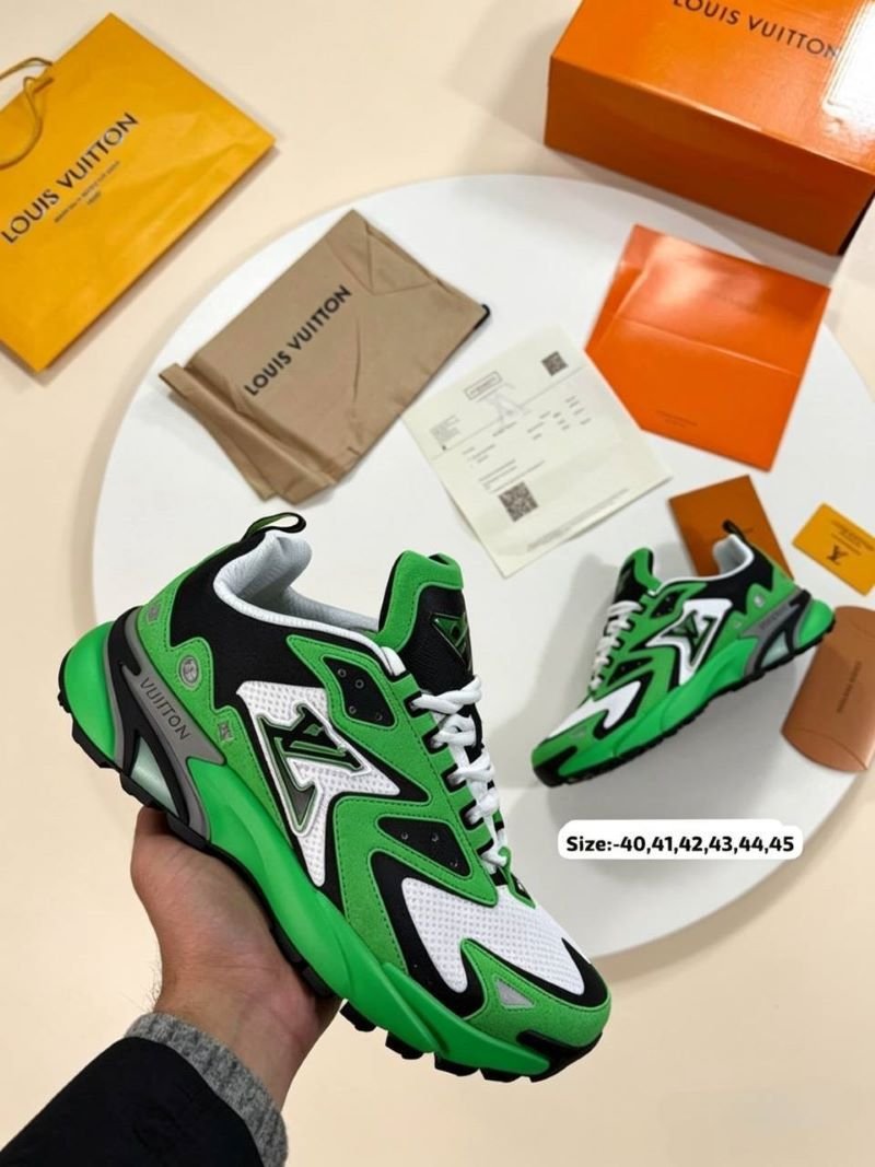 LOUIS VUITTON TRAINER - Image 2