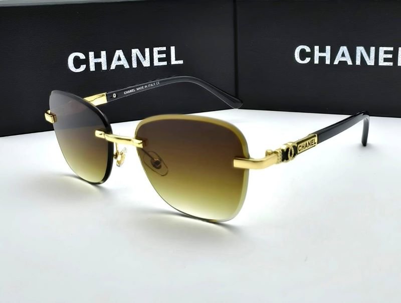 CHANEL SUNGLASSES - Image 14