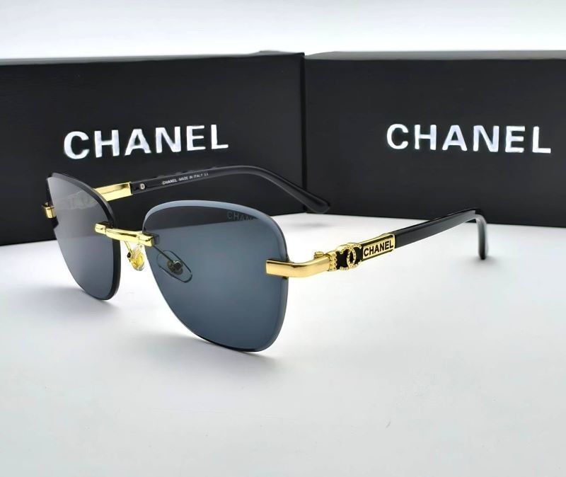CHANEL SUNGLASSES - Image 18