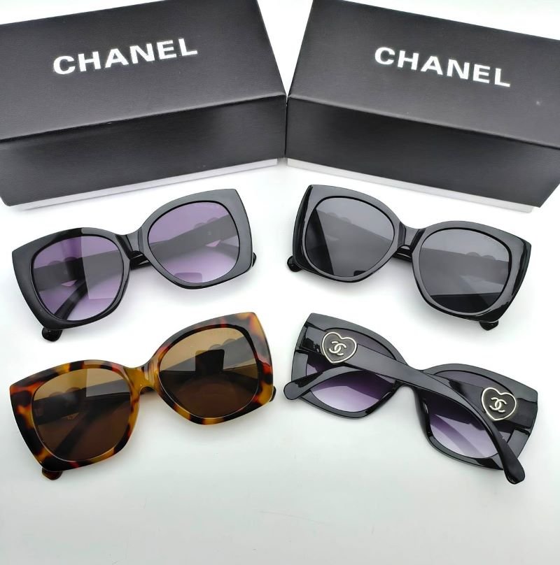 CHANEL SUNGLASSES - Image 2