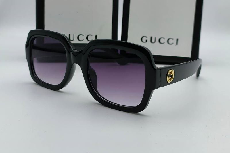 GUCCI SUNGLASSES - Image 2
