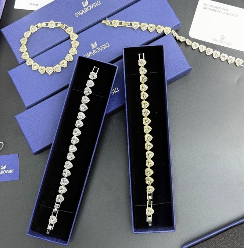 Super Clone Full Set Swarovski Una Angelic Round Cut Pave Necklace, Earrings & Bracelet Set - Image 2