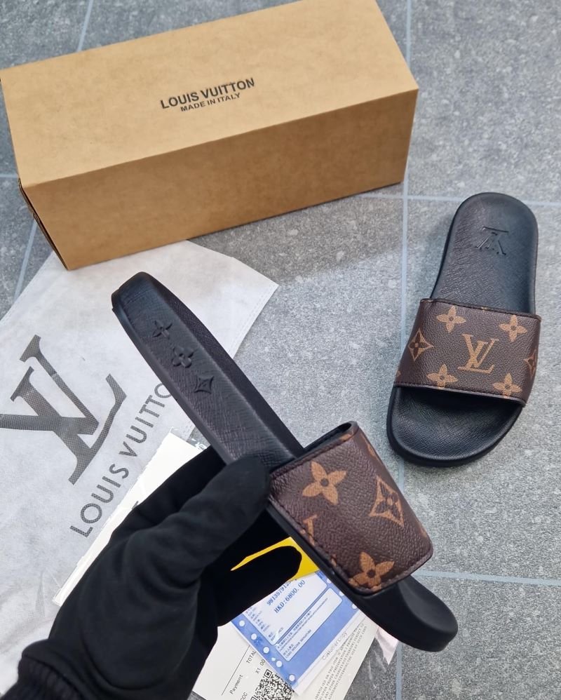 LOUIS VUITTON SLIDERS FOR LADIES & MEN'S - Image 3