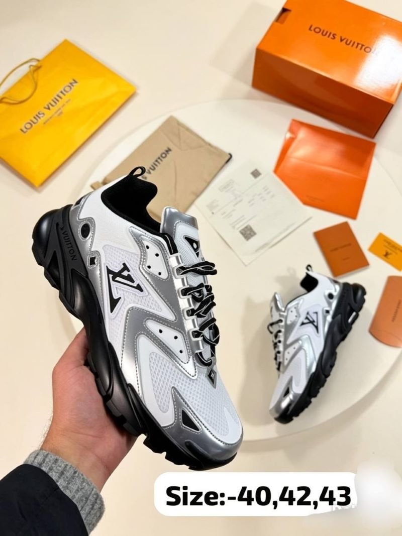 LOUIS VUITTON TRAINER - Image 7