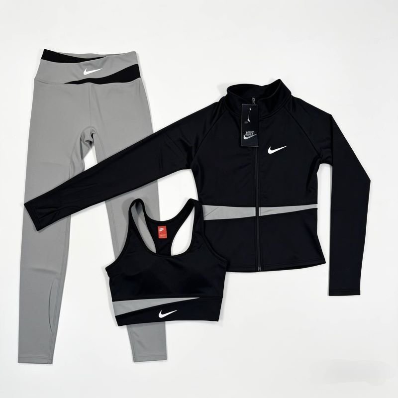 NEW STCK AAA QUALITY NIKE GYM SET FOR LADIES - Image 3