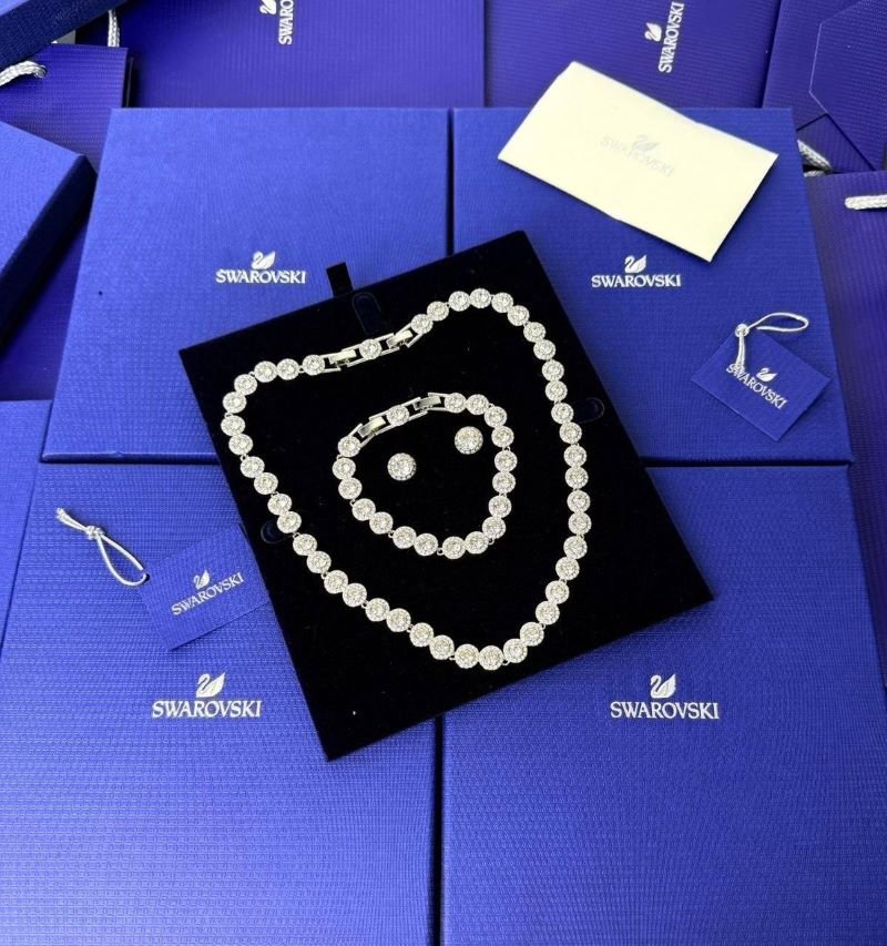 Super Clone Full Set Swarovski Una Angelic Round Cut Pave Necklace, Earrings & Bracelet Set - Image 4