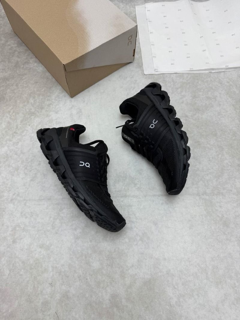 AAA ON CLOUD TRAINERS COME WITH BOX - Image 5