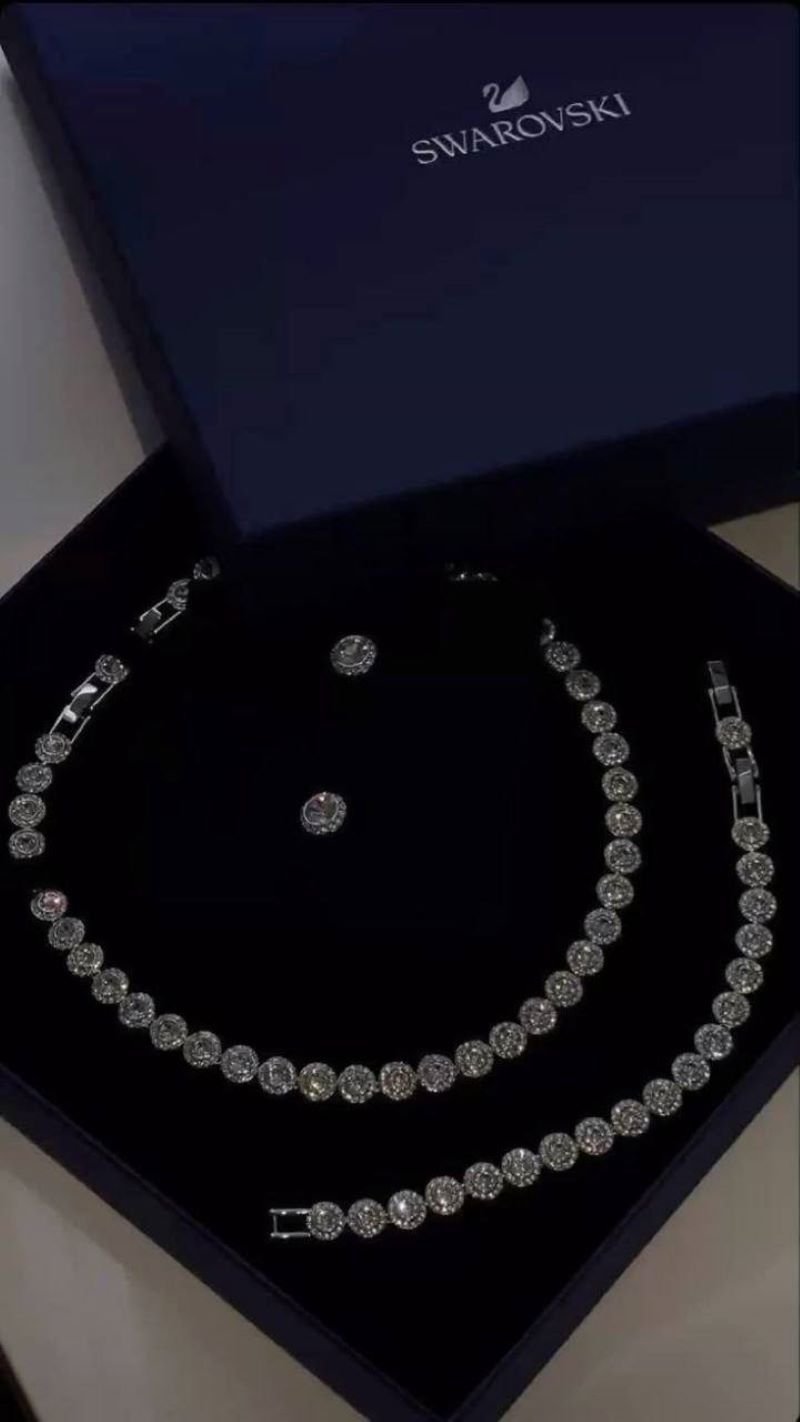 Super Clone Full Set Swarovski Una Angelic Round Cut Pave Necklace, Earrings & Bracelet Set - Image 6