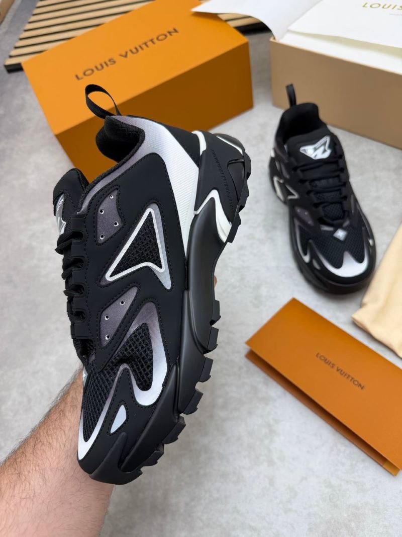 SUPER CLONE LOUIS VUITTON RUNNER TACTIC - Image 8