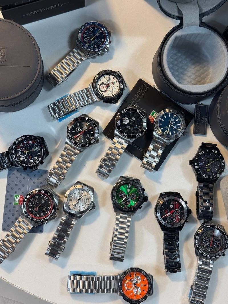 MENS TAG HEUER WATCHES COMES WITH BOX AND PAPERWORK