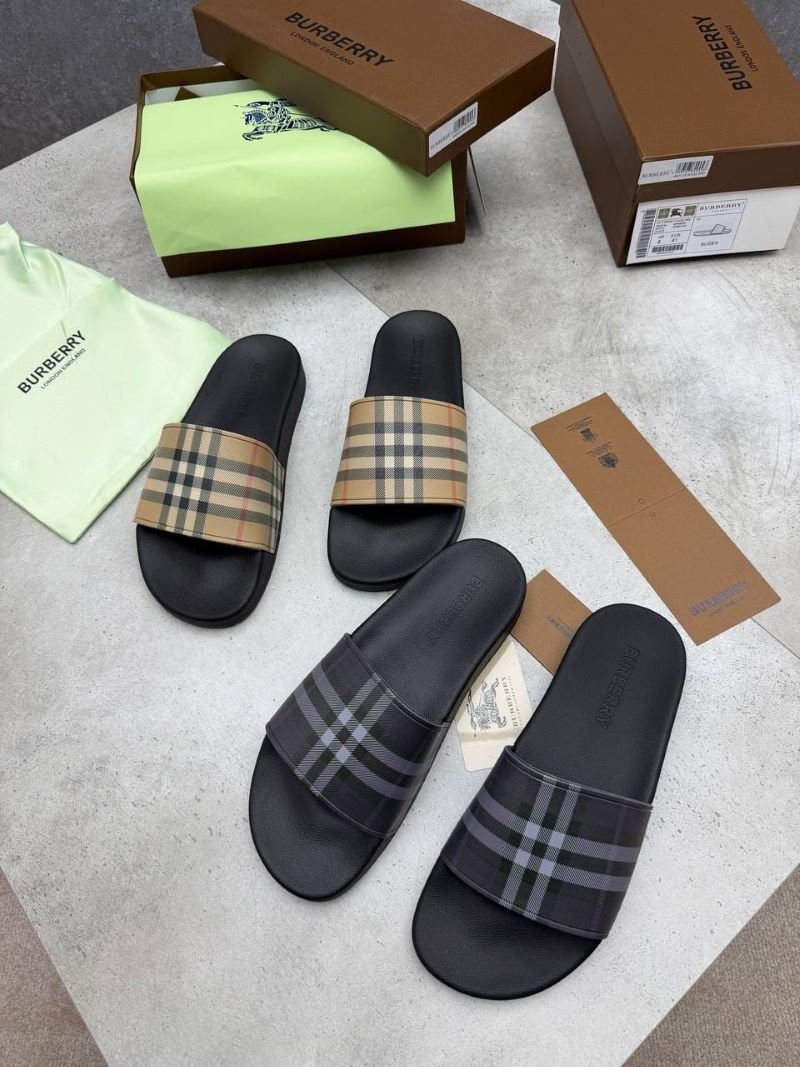 SUPER CLONE BURBERRY SLIDERS COME WITH BOX ETC