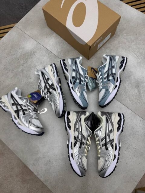 SUPER CLONE ASICS TRAINERS