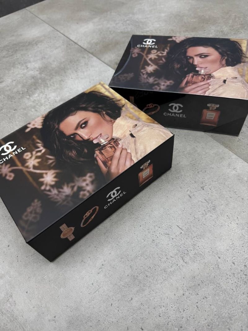 AAA WOMENS CHANEL WATCH SET COME WITH BOX - Image 2