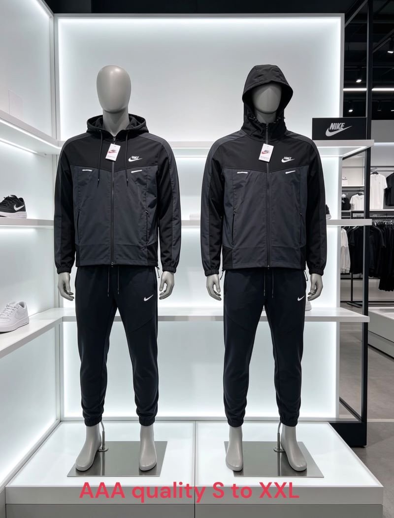 MEN'S NIKE AND BERGHAUS TRACKSUITS