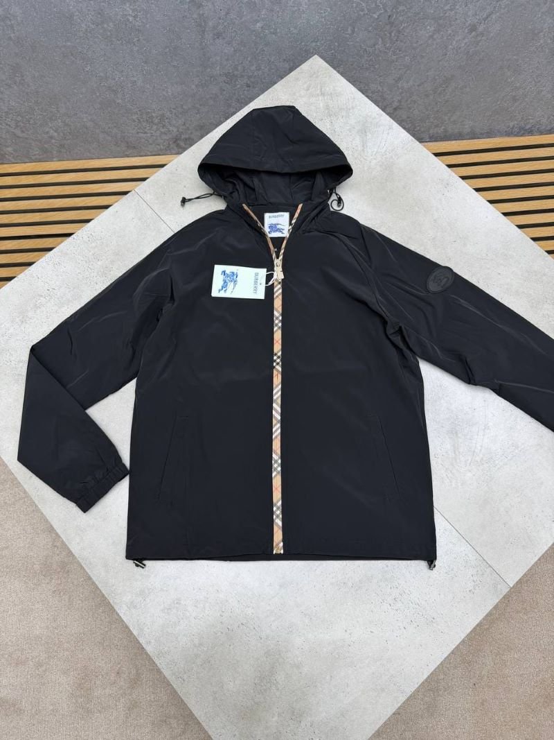 MEN'S BURBERRY WINDBREAKER