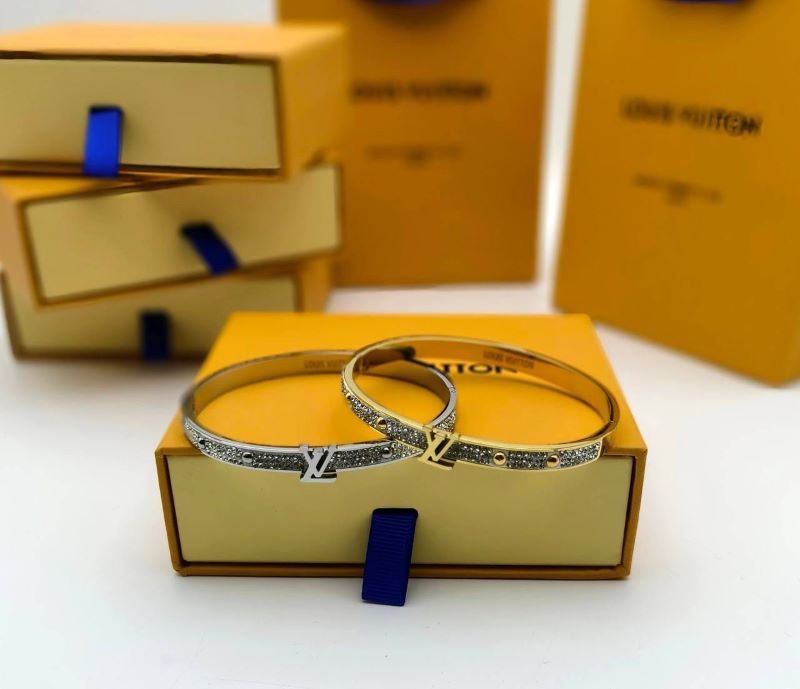 CARTIER & LV BANGLE WITH FULL PACKING - Image 12
