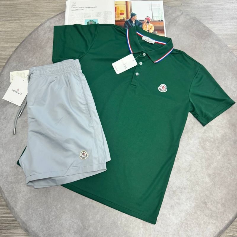 MONCLER SHORTS & T-SHIRT SET - Image 17
