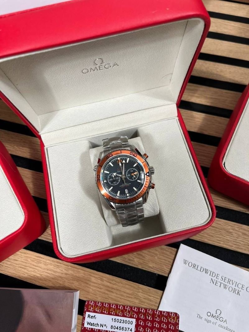 MEN'S OMEGA WATCH COME WITH BOX AND PAPERWORKS - Image 2