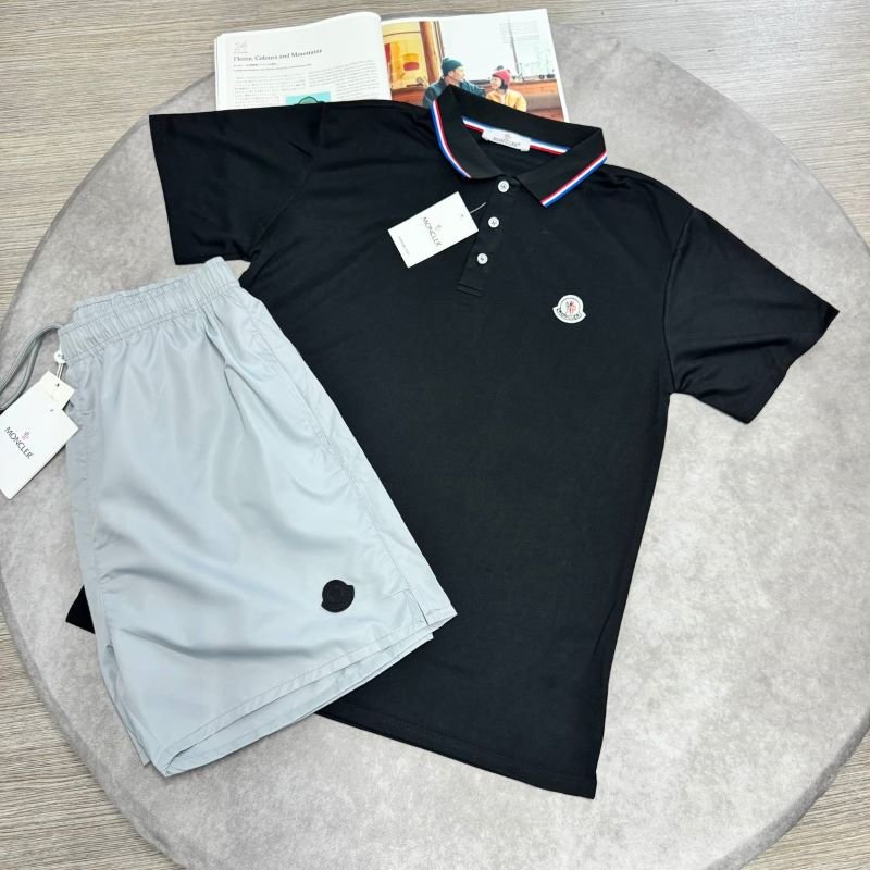 MONCLER SHORTS & T-SHIRT SET - Image 9
