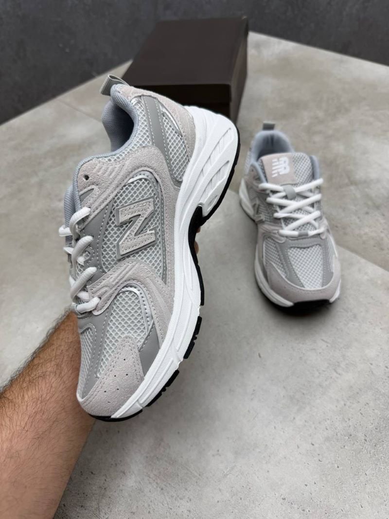 LADIES NEW BALANCE - Image 2