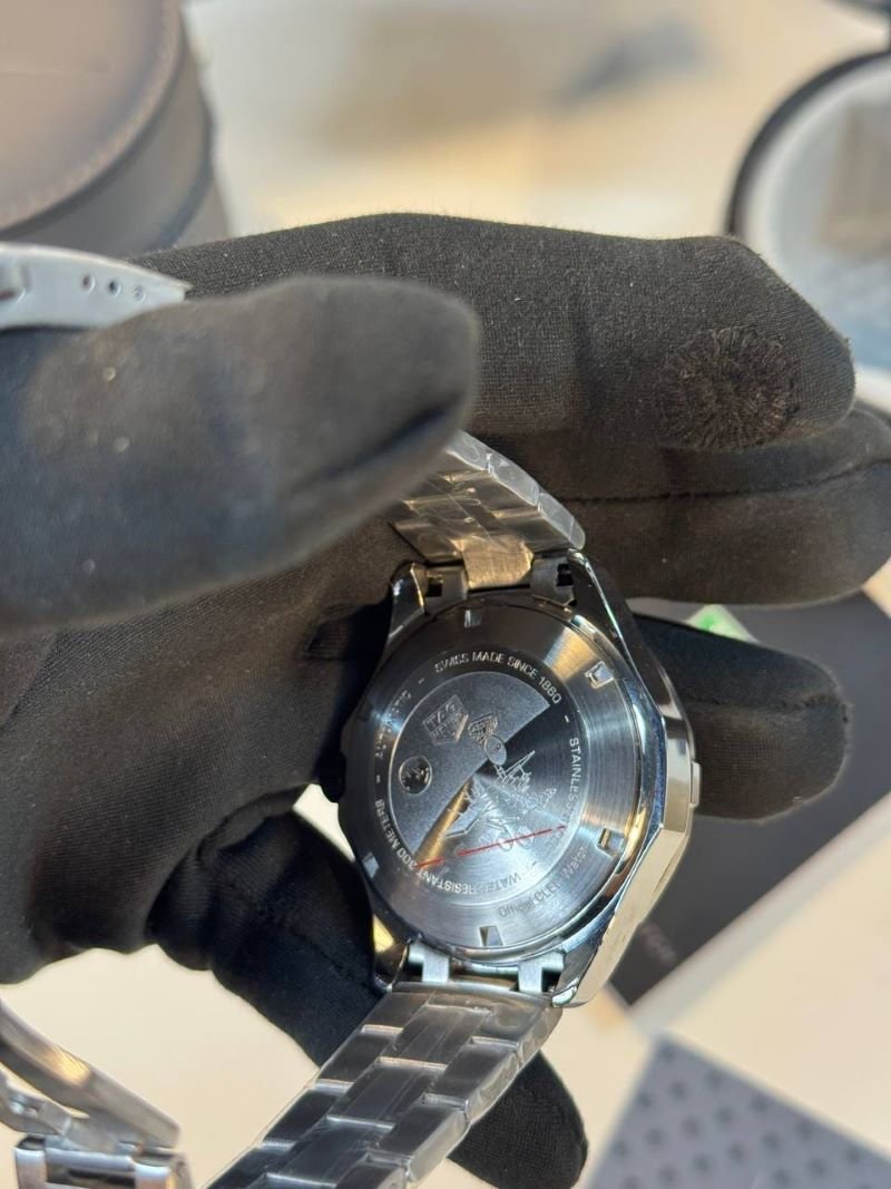 MENS TAG HEUER WATCHES COMES WITH BOX AND PAPERWORK - Image 25