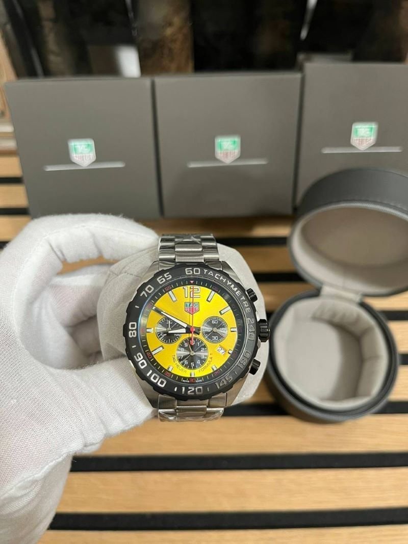 MENS TAG HEUR WATCHES COME WITH BOX AND PAPER WORKS - Image 3