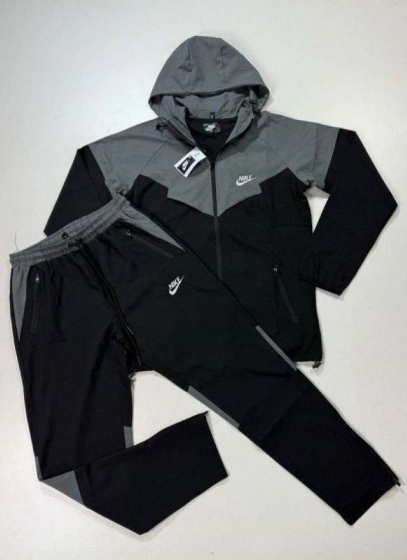 MENS NIKE TRACKSUIT CARGO STUFF - Image 3
