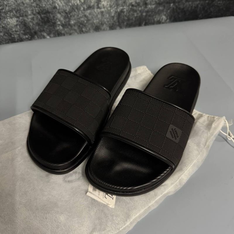 MEN’s LOUIS VUITTON SLIDERS - Image 3