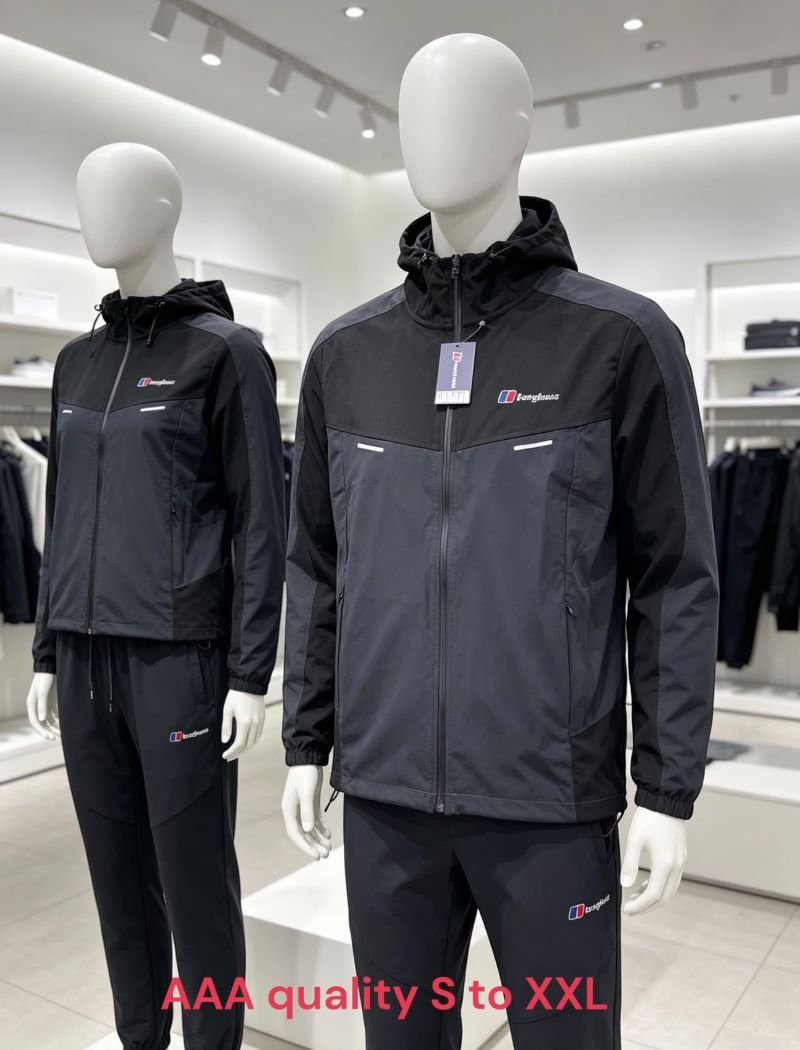 MEN'S NIKE AND BERGHAUS TRACKSUITS - Image 4