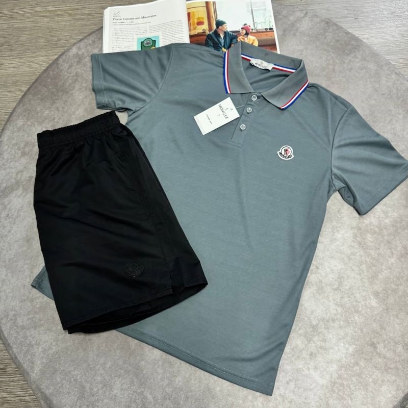 MONCLER SHORTS & T-SHIRT SET - Image 2