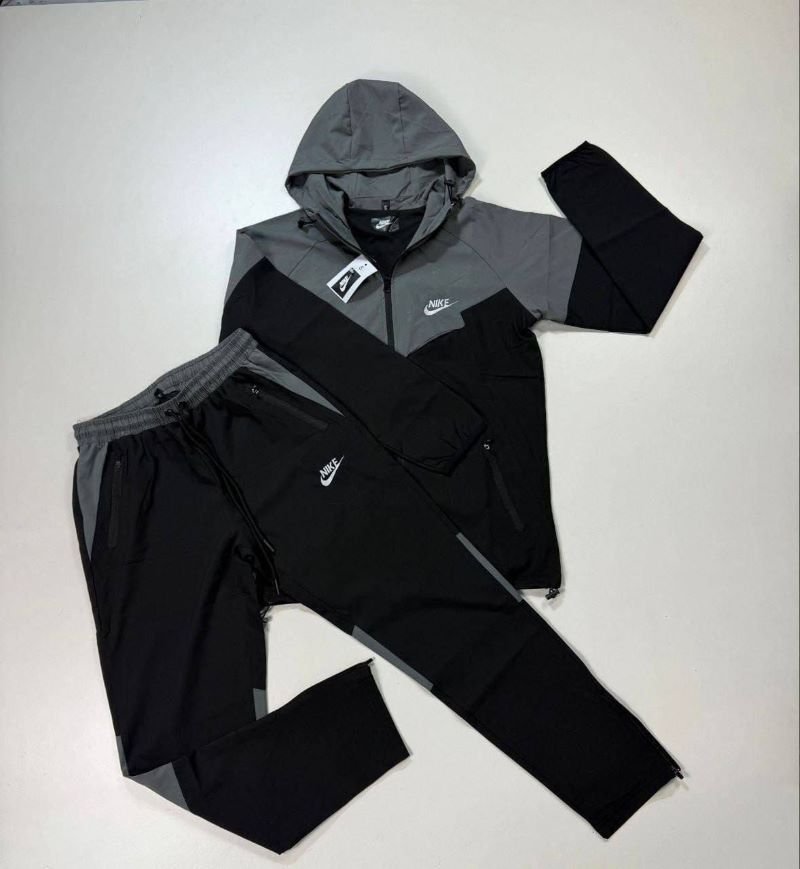 MENS NIKE TRACKSUIT CARGO STUFF - Image 4