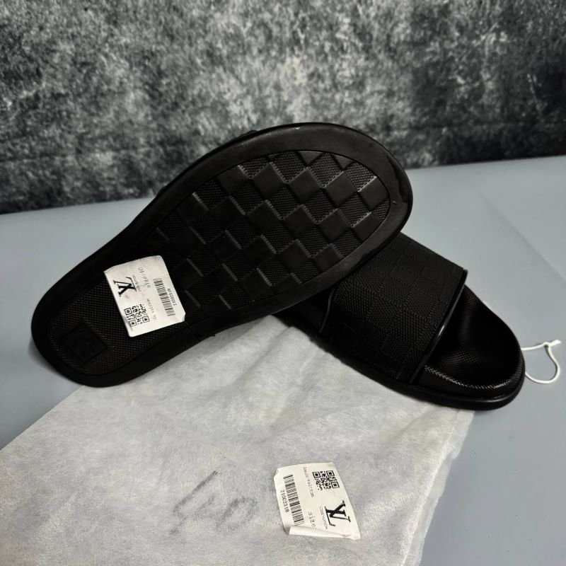 MEN’s LOUIS VUITTON SLIDERS - Image 4