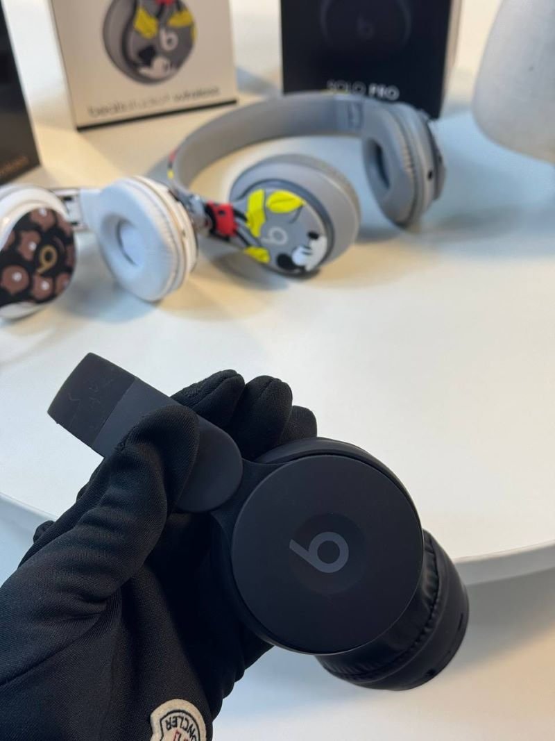 Beats Studio3 Wireless Special Edition Headphones: - Image 5