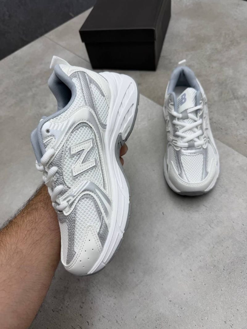 LADIES NEW BALANCE - Image 6